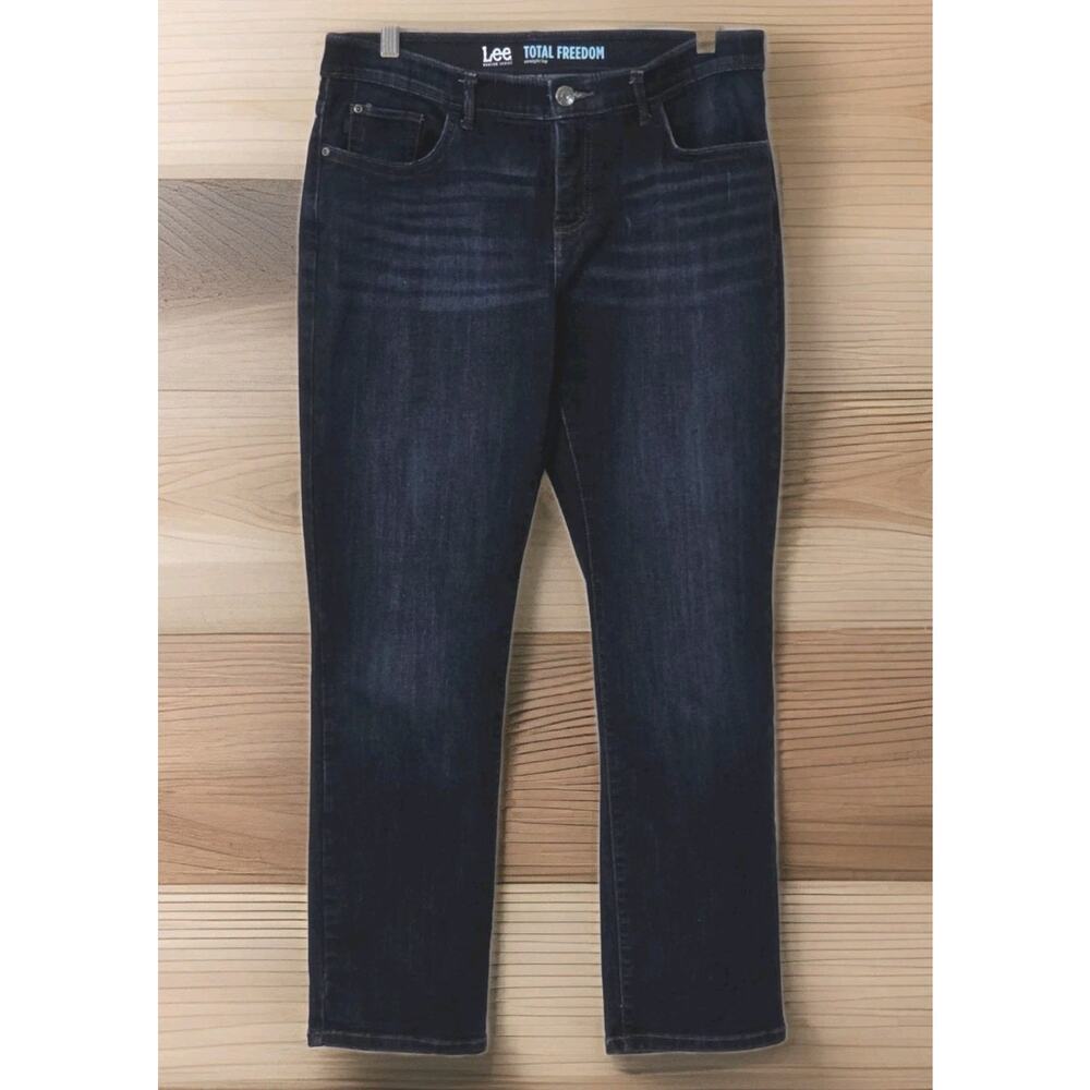 Lee Modern Series Total Freedom Dark Wash Straight Leg Stretch Size 10 Petite